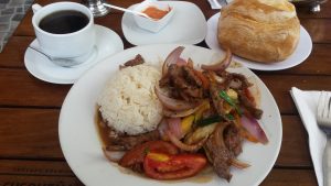 Imagen post donde comer en Lima en un día y medio- Restaurante Usquilano. Lomo Saltado