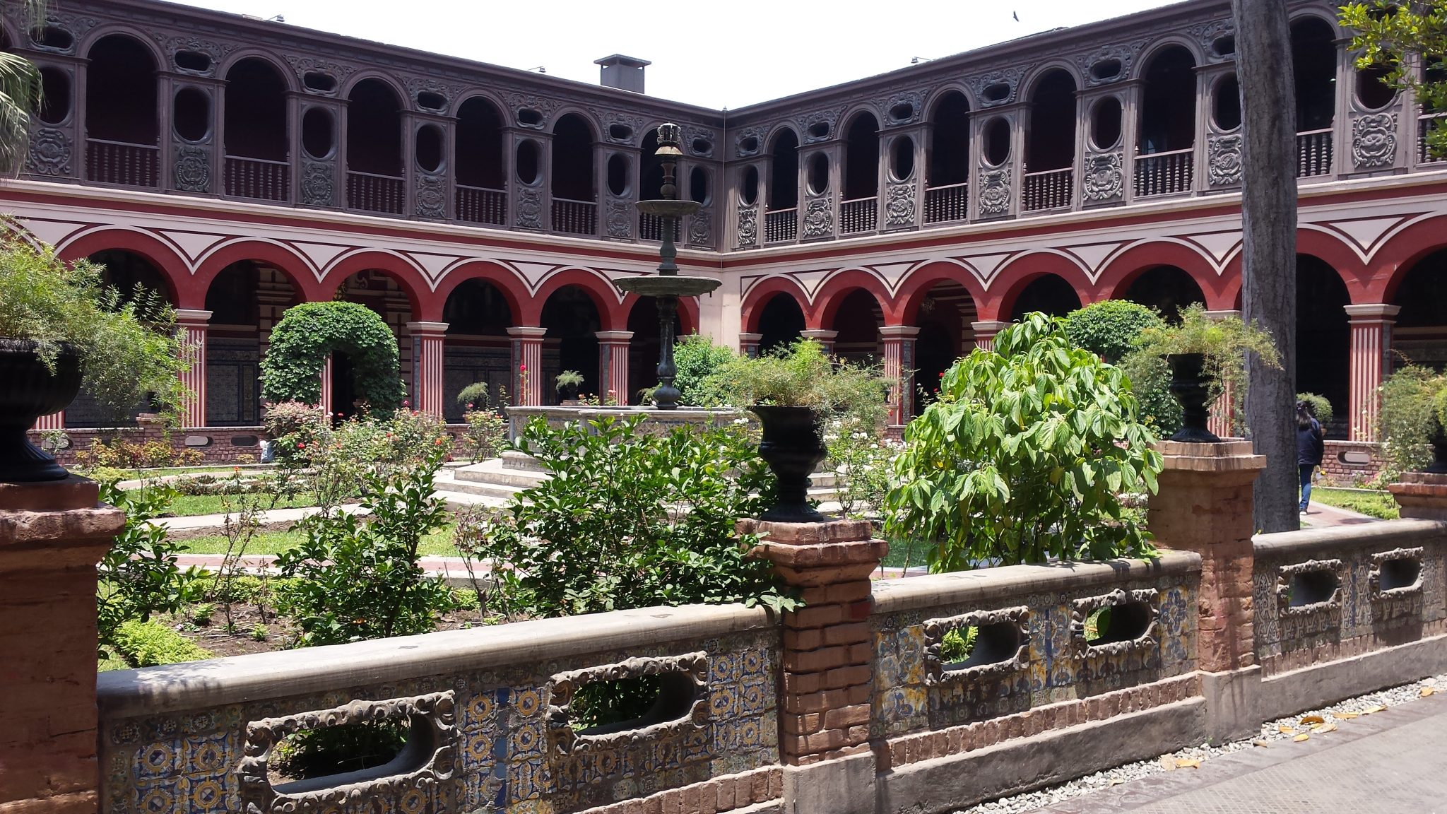 Imagen para post Lima en un día y medio. Convento de Santo Domingo